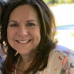 Meet your Posher, Angie